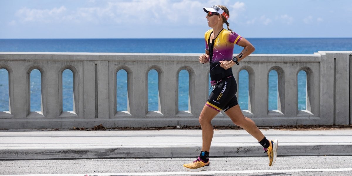 Rebecca Clarke toughed it out on the run to finish 17th at the 2022 VinFast IRONMAN World Championship - Photo Korupt Vision