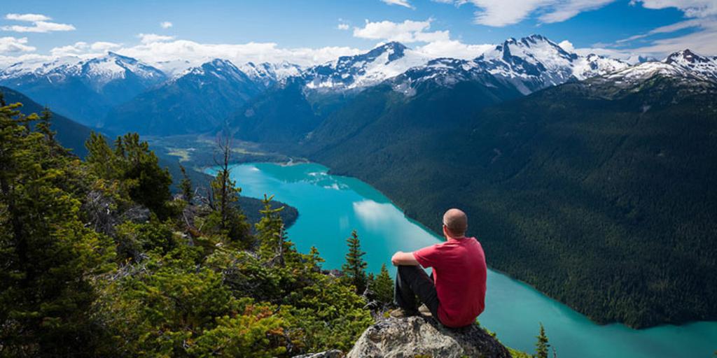 Beautiful lake and mountain scene in Canada
