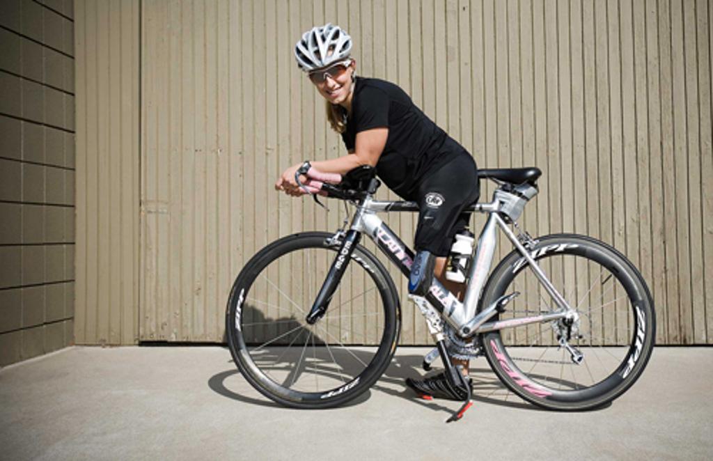 Sarah Reinertsen on her bike