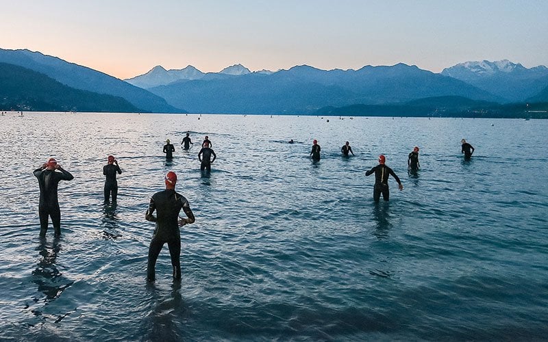 Athletes ready for the swim start at IRONMAN Switzerland Thun