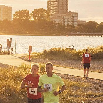 Athletes taking part at 4184 Copenhagen on a sunny warm evening